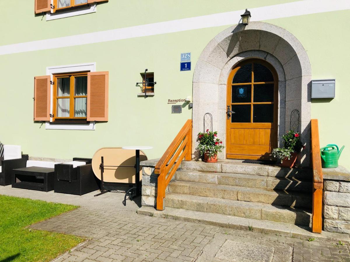 Familienappartements Eder - Free Entry To Tauern Spa Kaprun Included Exterior photo